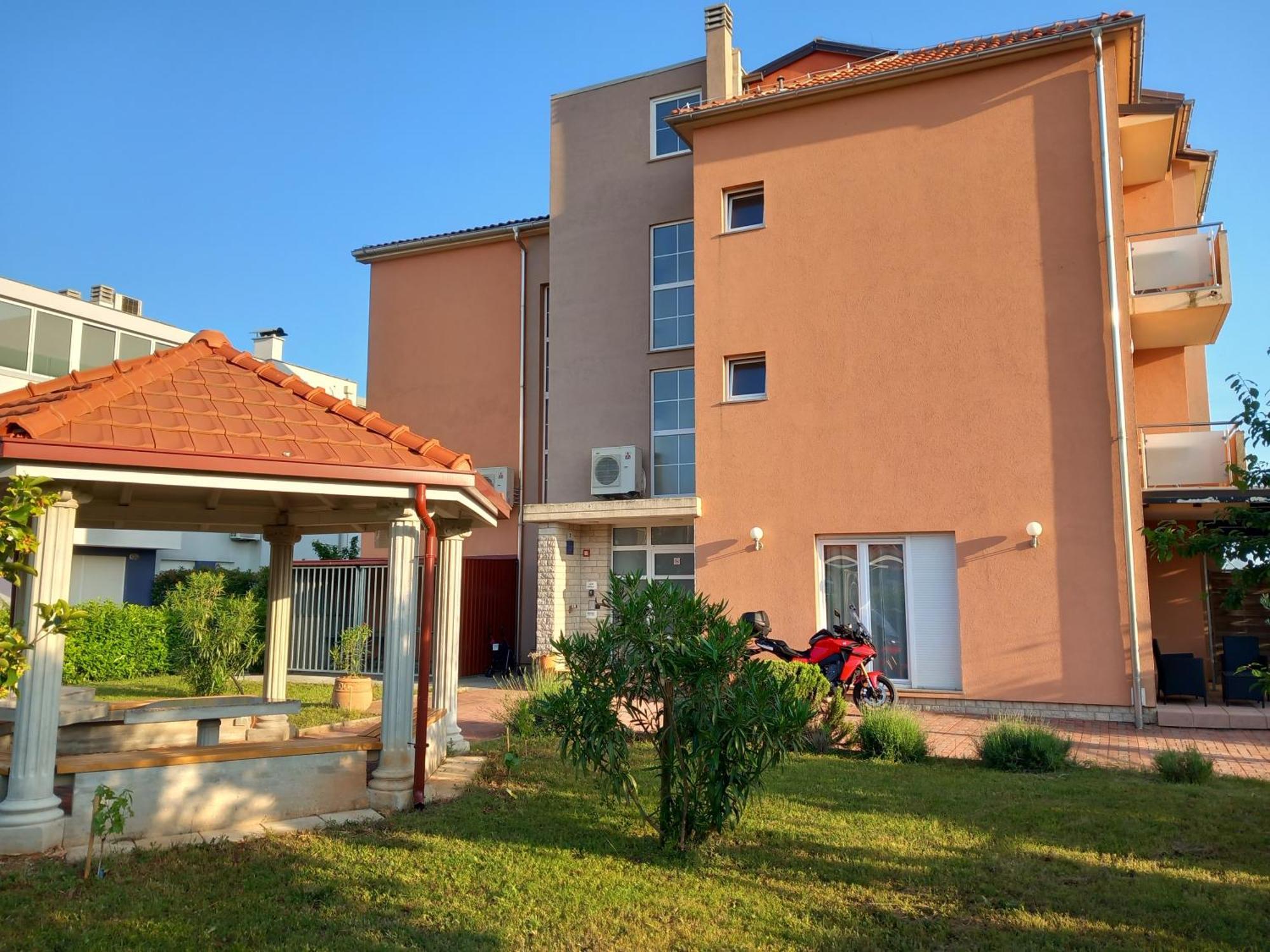 Bed & Breakfast Grgic Novigrad Istria Exteriér fotografie