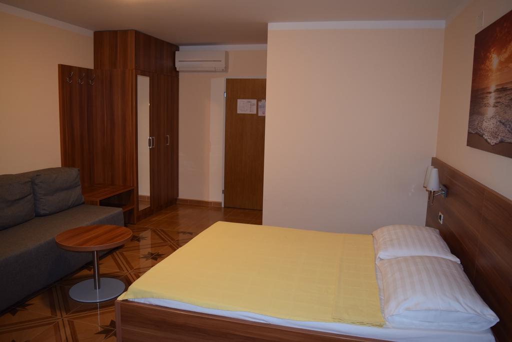 Bed & Breakfast Grgic Novigrad Istria Exteriér fotografie