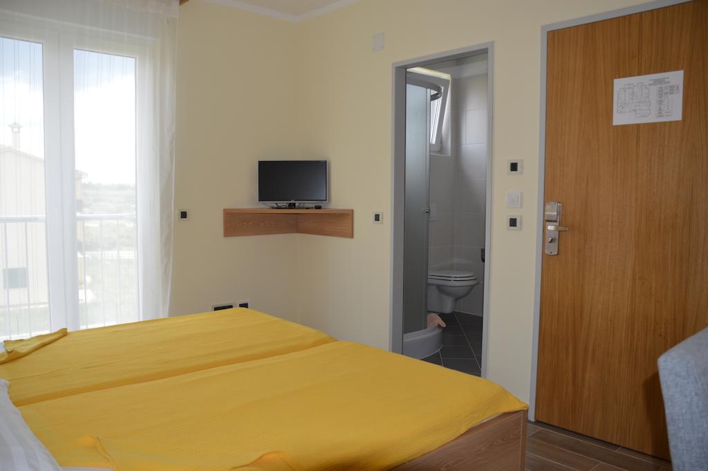 Bed & Breakfast Grgic Novigrad Istria Pokoj fotografie