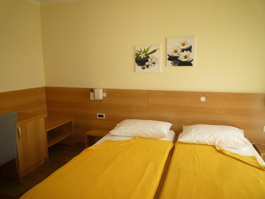 Bed & Breakfast Grgic Novigrad Istria Pokoj fotografie