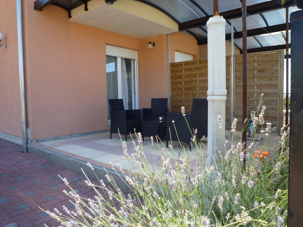 Bed & Breakfast Grgic Novigrad Istria Exteriér fotografie