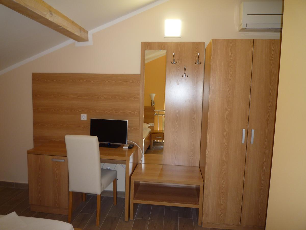 Bed & Breakfast Grgic Novigrad Istria Exteriér fotografie